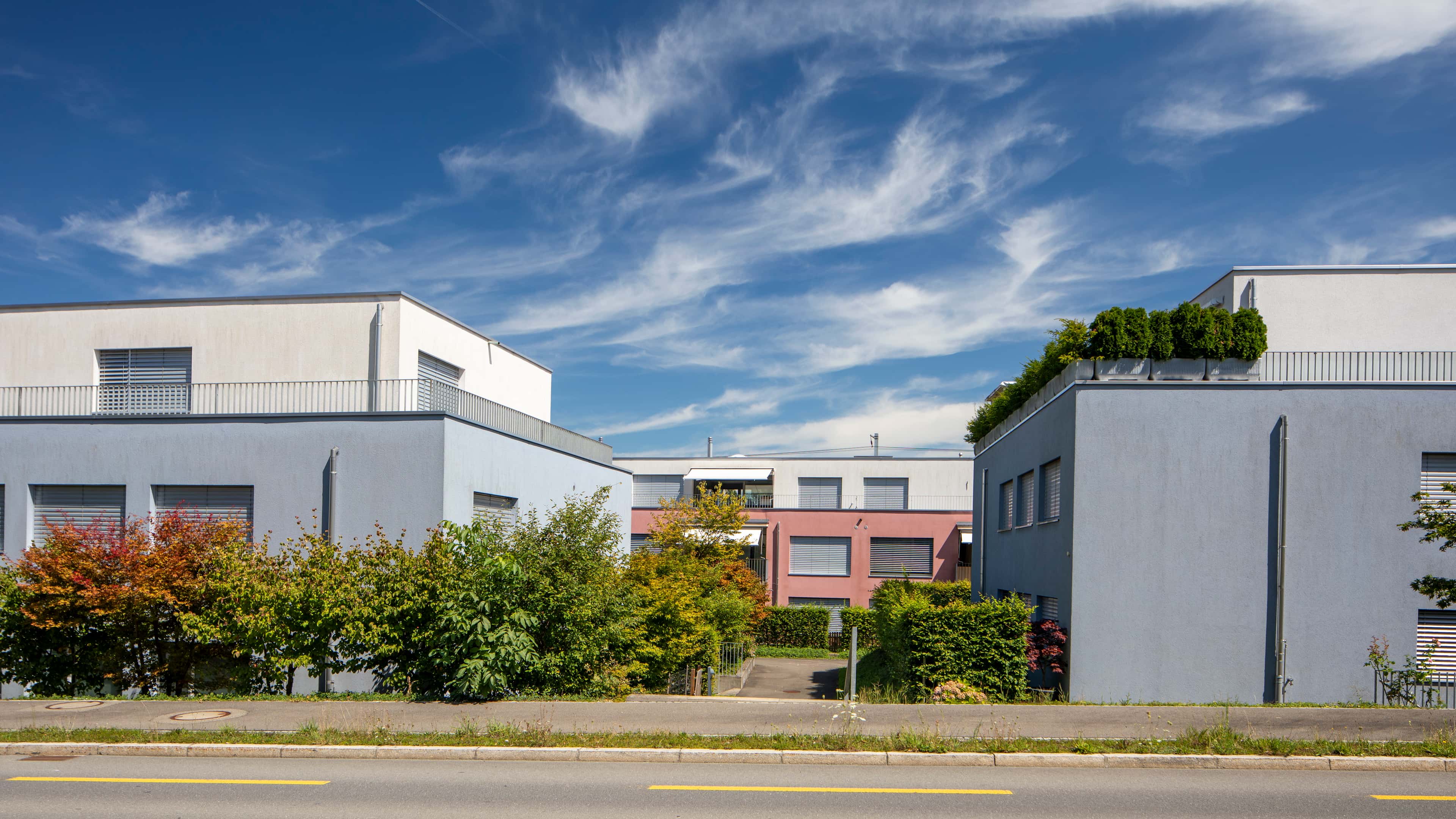 Ansicht von Strasse her